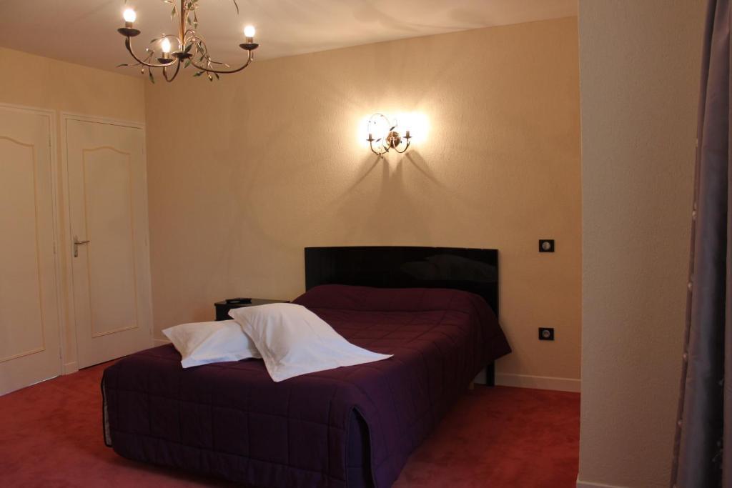 Gite de la Maison Fort Vereaux Chambre photo